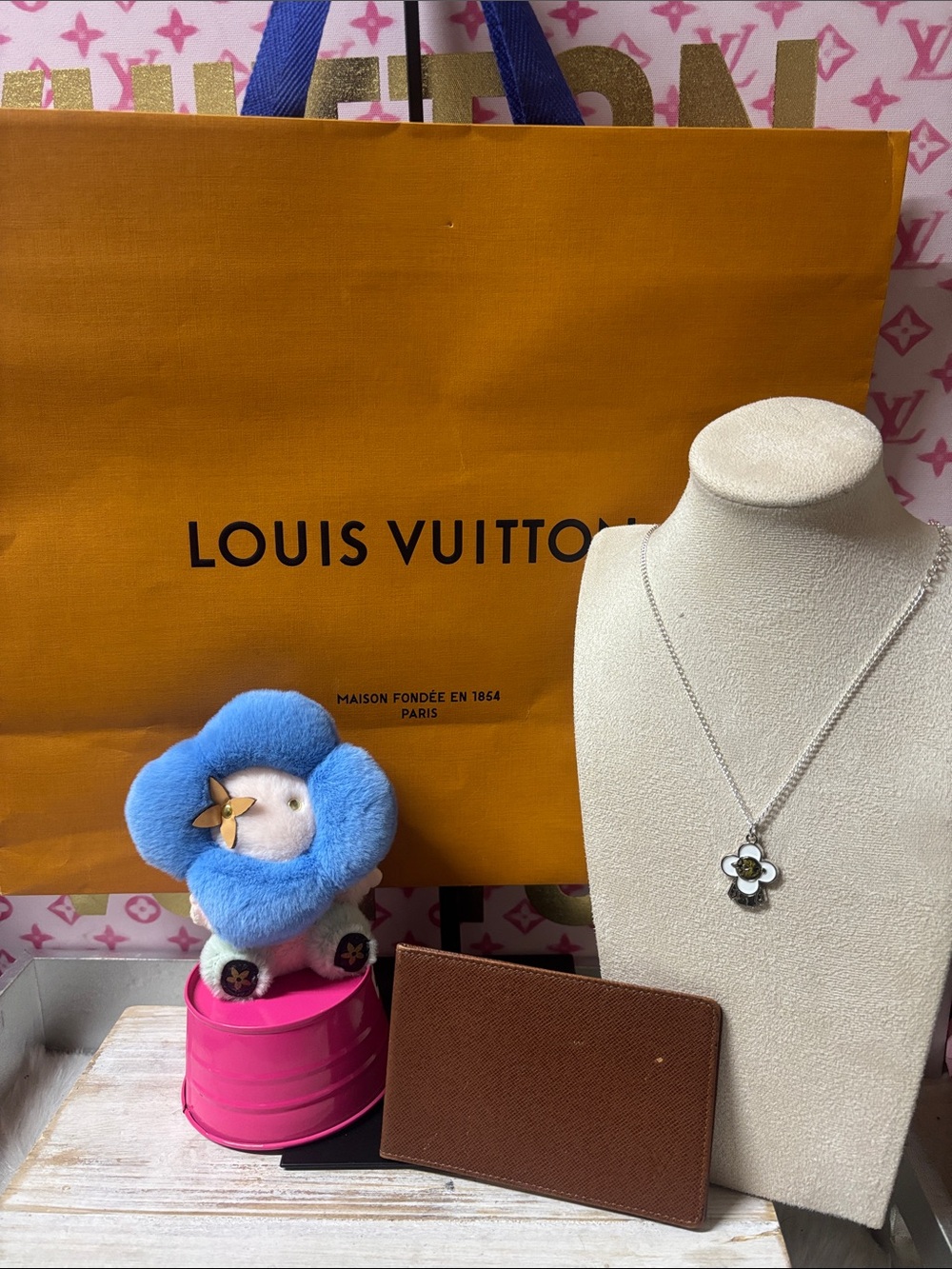 Louis Vuitton Taiga card wallet bundle